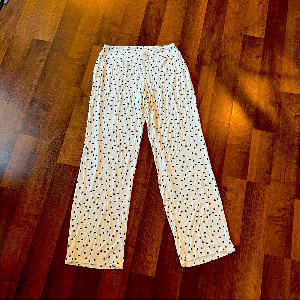 NWOT Soma XS Cool Nights White & Black dot PJ bottoms